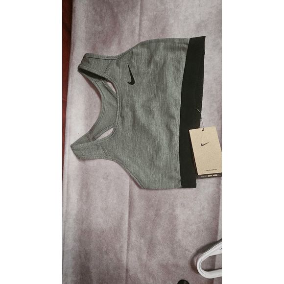 Nike Other - NWT Womans Nike Sports Bra Size Medium Grey